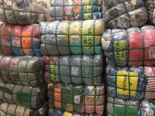CAJA DE BOLSONES DE ROPA IMPORTADA - MAS DE 500 CAJAS VENDIDAS